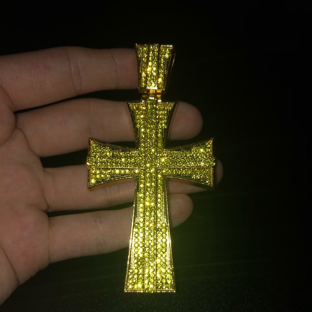 Sparkling Gold Cross pendant (Chain Not Included)